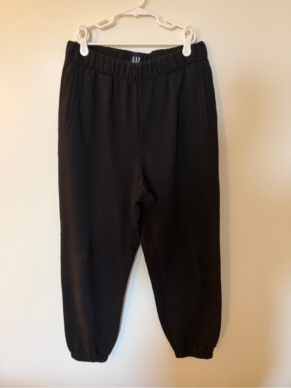 Women’s Black GAP Sweatpants